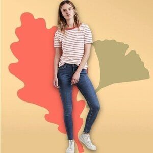 Levi’s 720 High Rise Super Skinny Jeans in Interstellar Indigo Medium Wash 25